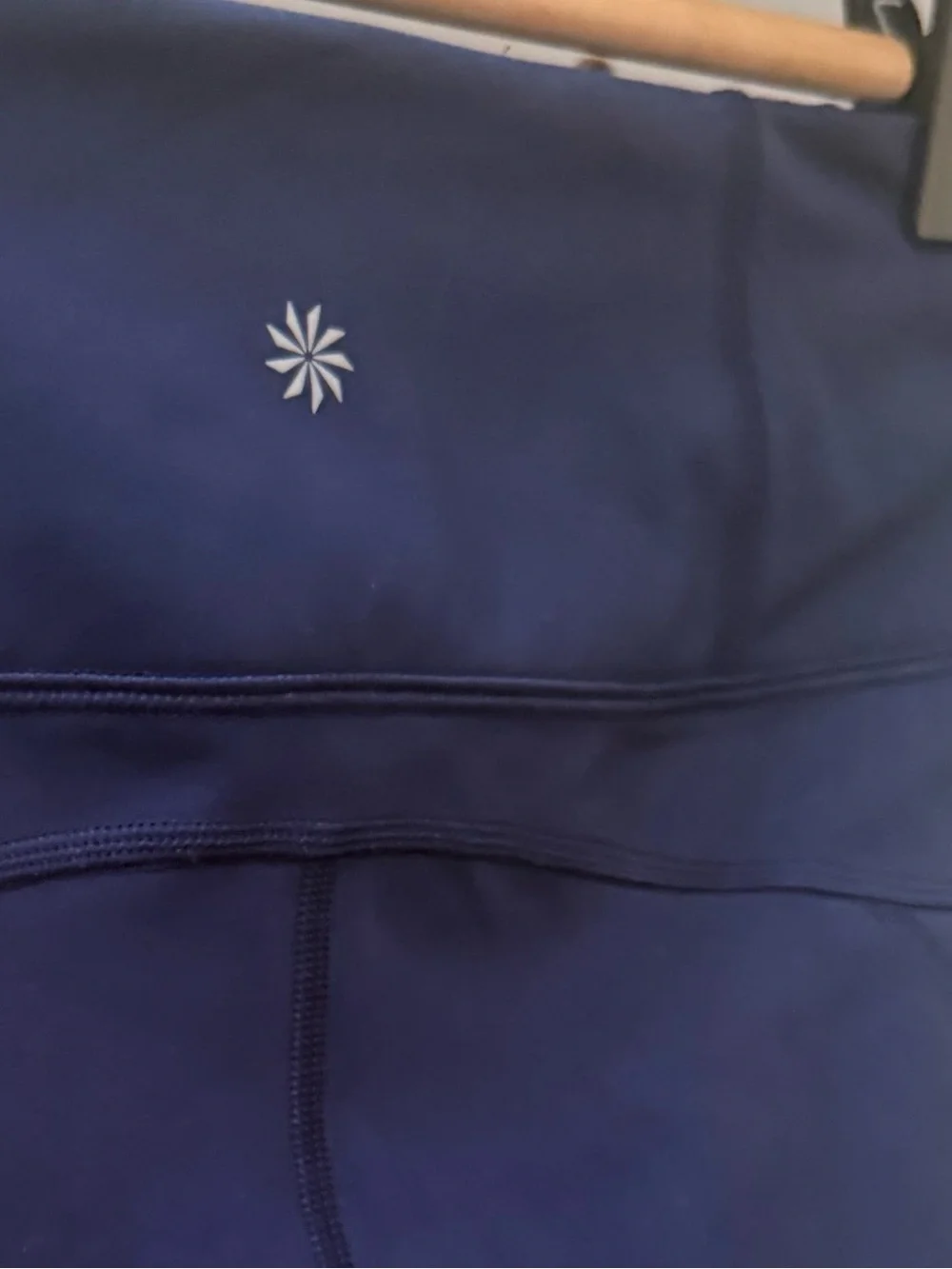 Athleta Rainer Navy Blue Small Pocket Leggings approx 23” Inseam White Logo 💎EUC